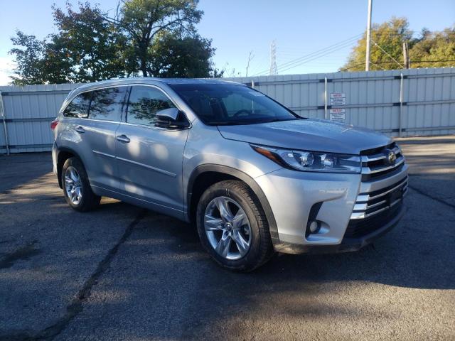 TOYOTA HIGHLANDER 2017 with VIN 5TDDZRFHXHS475480 - Photo from auction