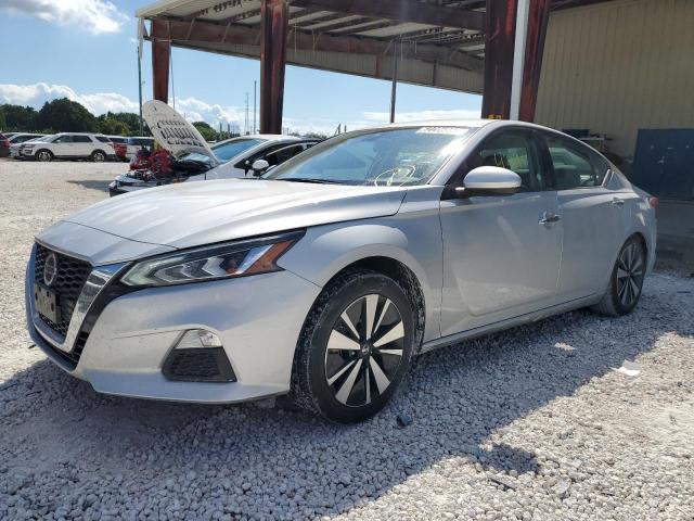 NISSAN ALTIMA SV 2021 with VIN 1N4BL4DVXMN353647 - Photo from auction