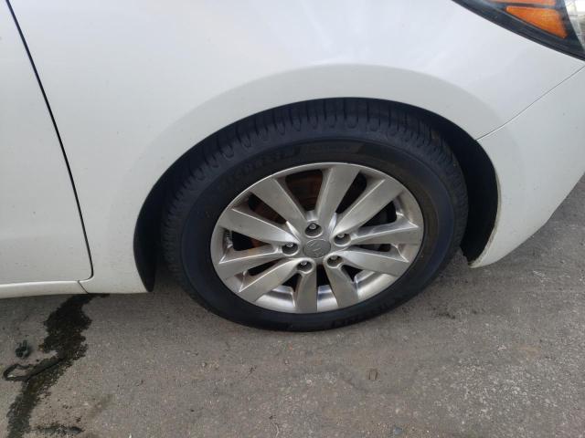 Photo 9 from auction – 2016 KIA FORTE LX with VIN KNAFX4A60G5610264