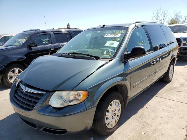 Photo 2 from auction – 2005 CHRYSLER TOWN & COU with VIN 2C4GP44R65R446449