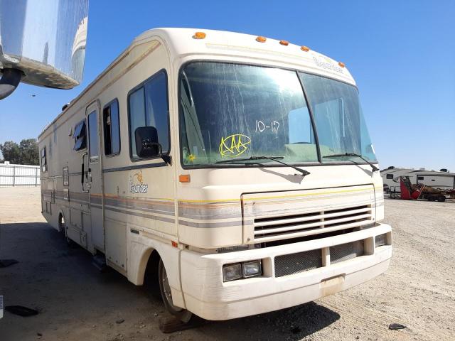 Photo 1 from auction – 1990 FLEETWOOD BOUNDER with VIN 1GBKP37N4L3315933