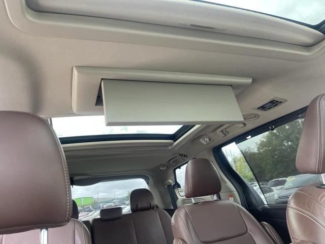 Photo 9 from auction – 2015 TOYOTA SIENNA XLE with VIN 5TDDK3DC6FS094201