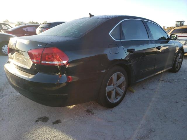 Photo 4 from auction – 2015 VOLKSWAGEN PASSAT S with VIN 1VWAS7A33FC101277