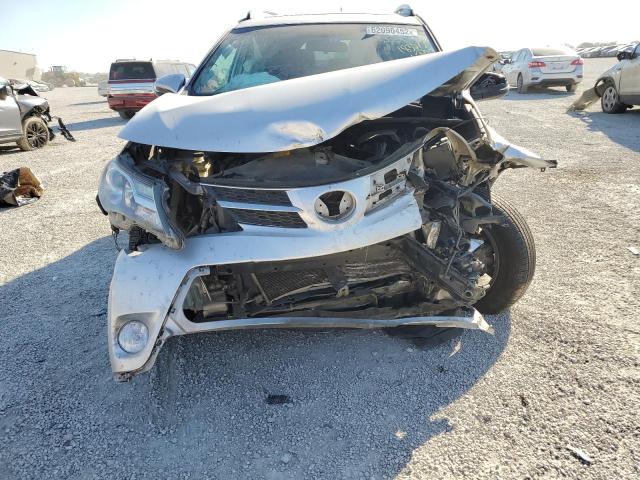 Photo 9 from auction – 2015 TOYOTA RAV4 XLE with VIN 2T3WFREV1FW148129
