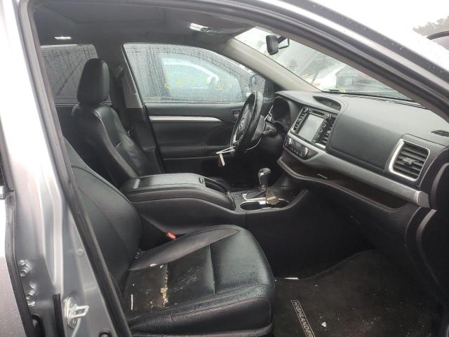 Photo 5 from auction – 2016 TOYOTA HIGHLANDER with VIN 5TDJKRFH3GS235161
