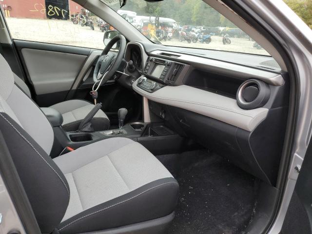 Photo 5 from auction – 2017 TOYOTA RAV4 XLE with VIN 2T3RFREV6HW653681
