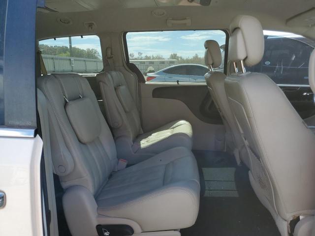 Photo 6 from auction – 2012 CHRYSLER TOWN & COU with VIN 2C4RC1CG9CR386943