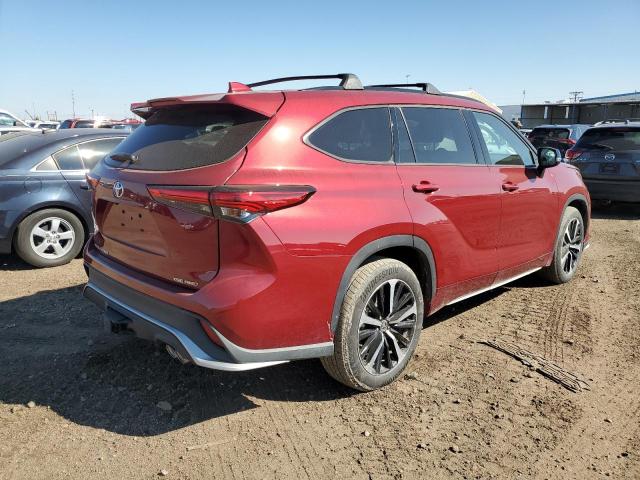 Photo 4 from auction – 2022 TOYOTA HIGHLANDER with VIN 5TDJZRBH6NS195303