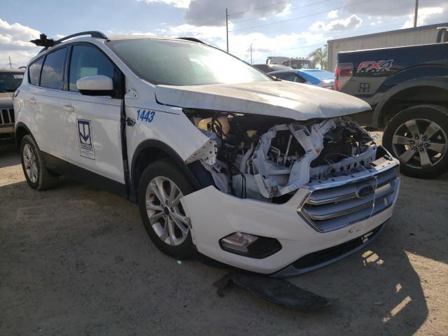 FORD ESCAPE SE 2018 with VIN 1FMCU0GD1JUB46195 - Photo from auction