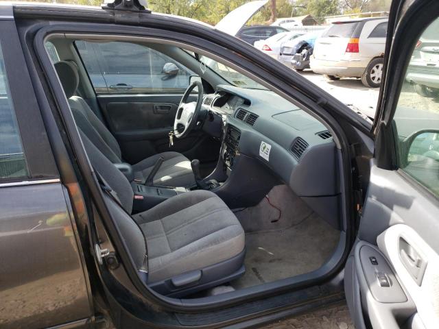 Photo 5 from auction – 2001 TOYOTA CAMRY CE with VIN 4T1BG22K01U858654