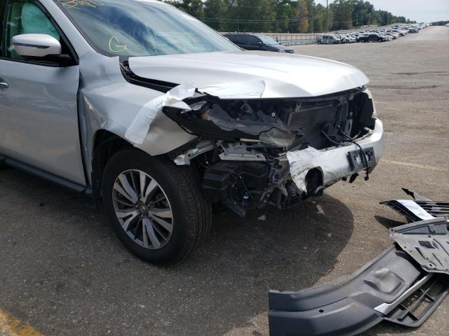 Photo 9 from auction – 2017 NISSAN PATHFINDER with VIN 5N1DR2MN1HC698777