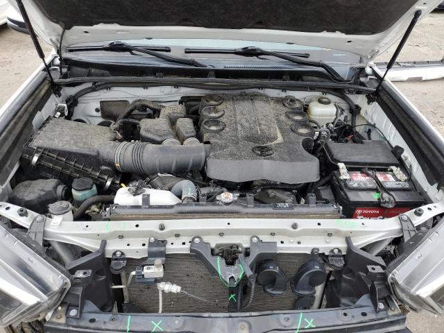 Photo 7 from auction – 2019 TOYOTA 4RUNNER with VIN JTEBU5JRXK5614112