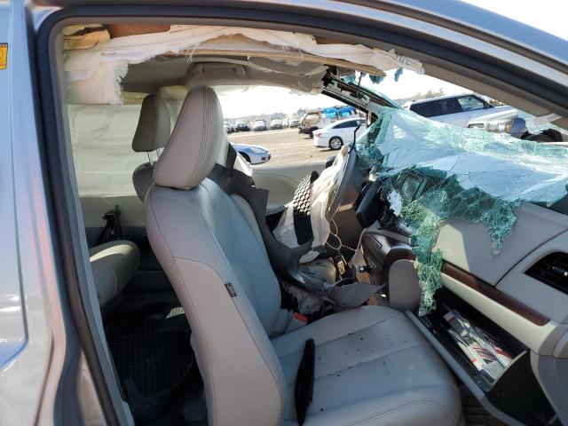 Photo 5 from auction – 2012 TOYOTA SIENNA XLE with VIN 5TDYK3DC3CS257111