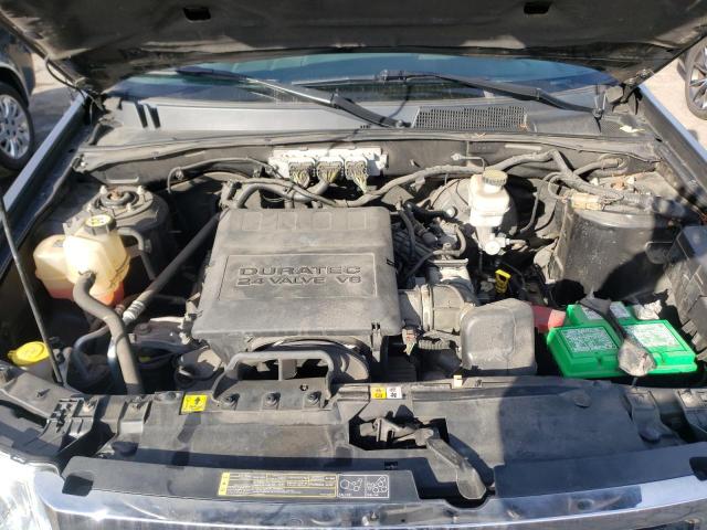 Photo 7 from auction – 2011 FORD ESCAPE LIM with VIN 1FMCU0EG1BKC22136