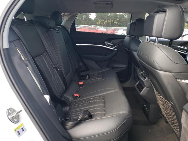 Photo 6 from auction – 2019 AUDI E-TRON PRE with VIN WA1VABGE4KB021631