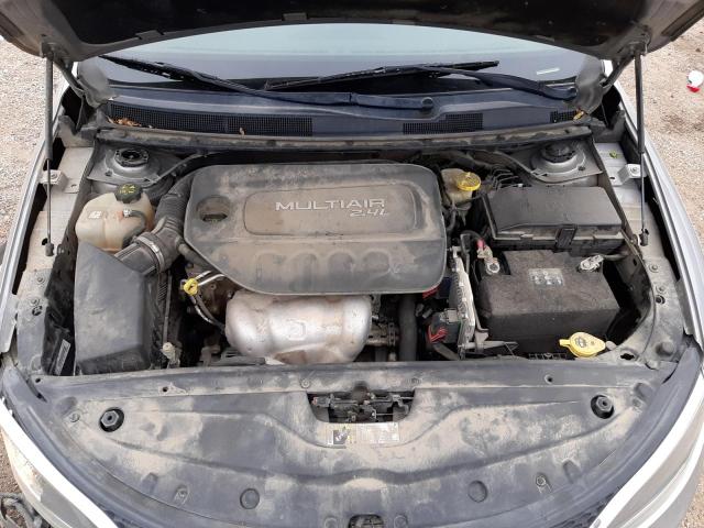 Photo 7 from auction – 2015 CHRYSLER 200 LIMITE with VIN 1C3CCCAB1FN504840