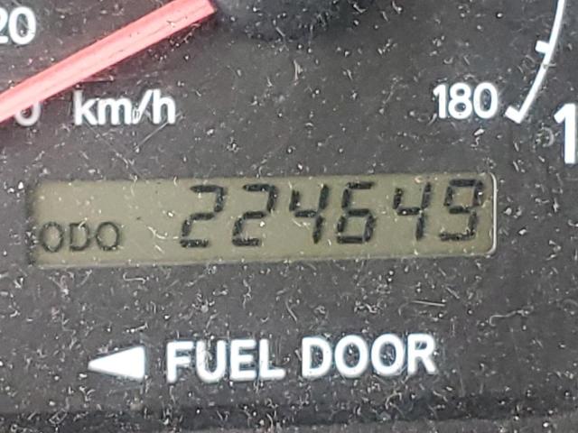 Photo 8 from auction – 2000 TOYOTA SIENNA LE with VIN 4T3ZF13C8YU203811