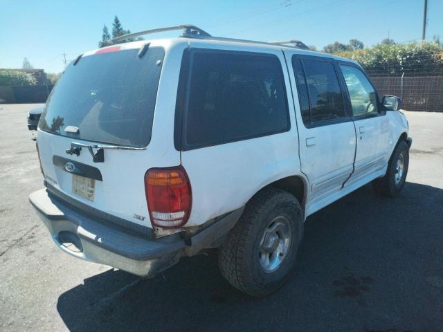 Photo 4 from auction – 2000 FORD EXPLORER with VIN 1FMZU73X5YZB74310