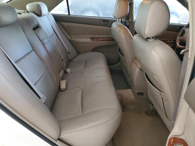Photo 10 from auction – 2004 TOYOTA CAMRY LE with VIN JTDBE32K040253075