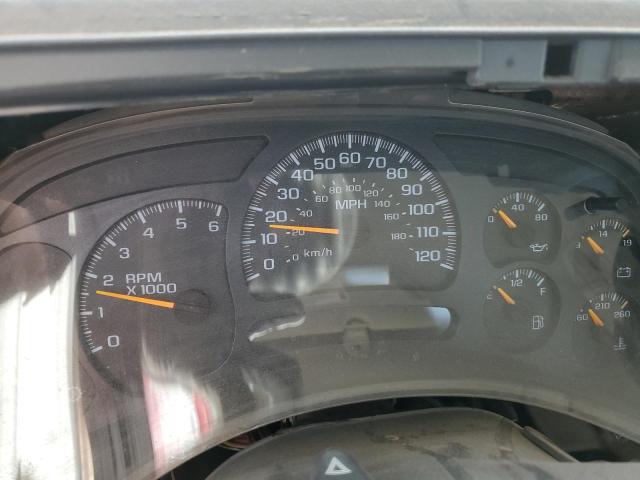 Photo 8 from auction – 2004 CHEVROLET SILVERADO with VIN 1GBHC29U04E274940