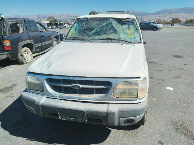 Photo 9 from auction – 2000 FORD EXPLORER with VIN 1FMZU73X5YZB74310