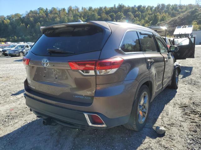 Photo 4 from auction – 2018 TOYOTA HIGHLANDER with VIN 5TDDZRFH6JS912056