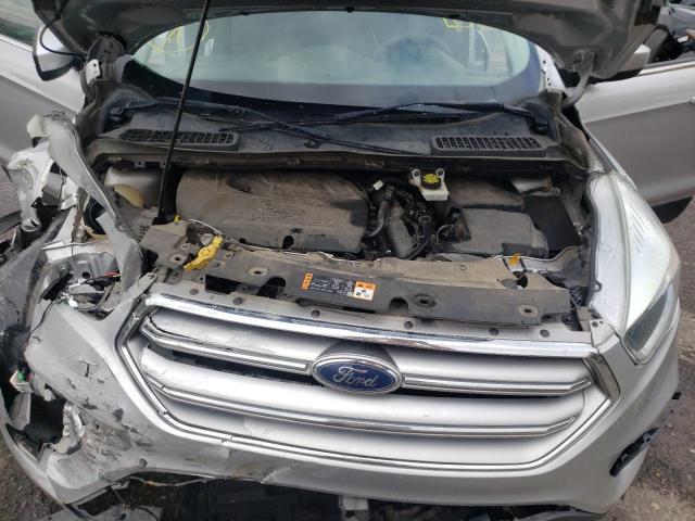 Photo 7 from auction – 2017 FORD ESCAPE SE with VIN 1FMCU0GDXHUC10860