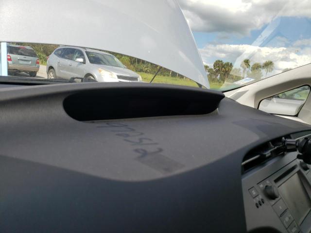 Photo 8 from auction – 2014 TOYOTA PRIUS with VIN JTDKN3DU8E1786625
