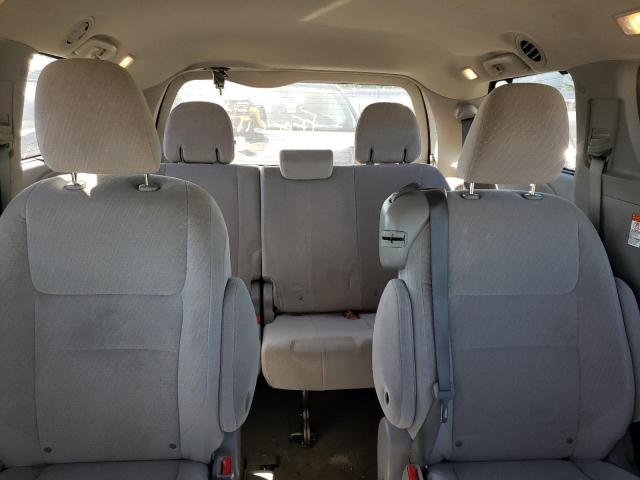 Photo 6 from auction – 2015 TOYOTA SIENNA LE with VIN 5TDKK3DC9FS675862