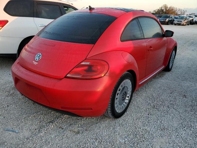 Photo 4 from auction – 2013 VOLKSWAGEN BEETLE with VIN 3VWJP7AT0DM666714