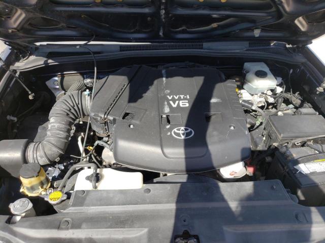 Photo 7 from auction – 2004 TOYOTA 4RUNNER SR with VIN JTEZU14R648010321