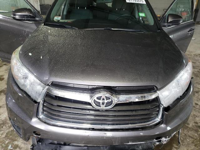 Photo 7 from auction – 2015 TOYOTA HIGHLANDER with VIN 5TDBKRFH6FS120461