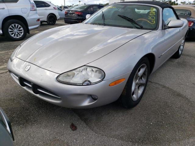 Photo 2 from auction – 2000 JAGUAR XK8 with VIN SAJJA42C5YNA06735