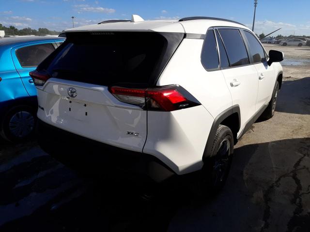 Photo 4 from auction – 2022 TOYOTA RAV4 XLE with VIN 2T3W1RFV0NC185024