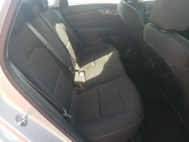 Photo 6 from auction – 2021 KIA FORTE FE with VIN 3KPF24AD9ME363763