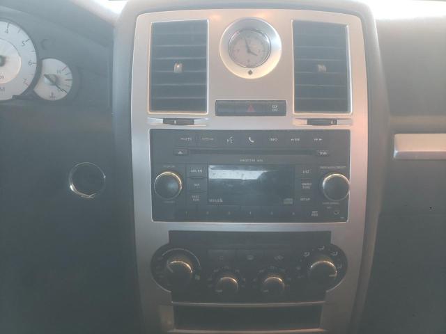 Photo 9 from auction – 2010 CHRYSLER 300 TOURIN with VIN 2C3CA5CVXAH306798
