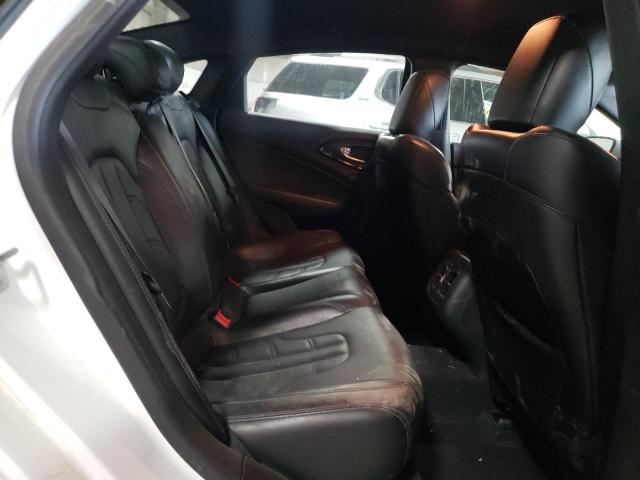 Фото 6 с аукциона – 2015 CHRYSLER 200 S с VIN 1C3CCCBG2FN698790