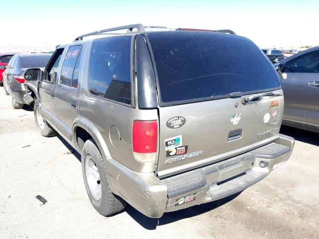 Photo 3 from auction – 2000 CHEVROLET BLAZER with VIN 1GNCS13W6Y2310397