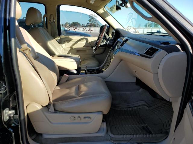 Photo 5 from auction – 2011 CADILLAC ESCALADE with VIN 1GYS4AEF5BR273749