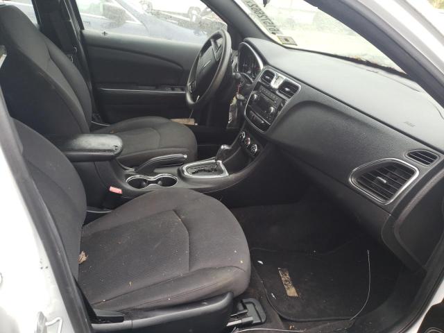 Photo 5 from auction – 2014 CHRYSLER 200 LX with VIN 1C3CCBAB5EN168439