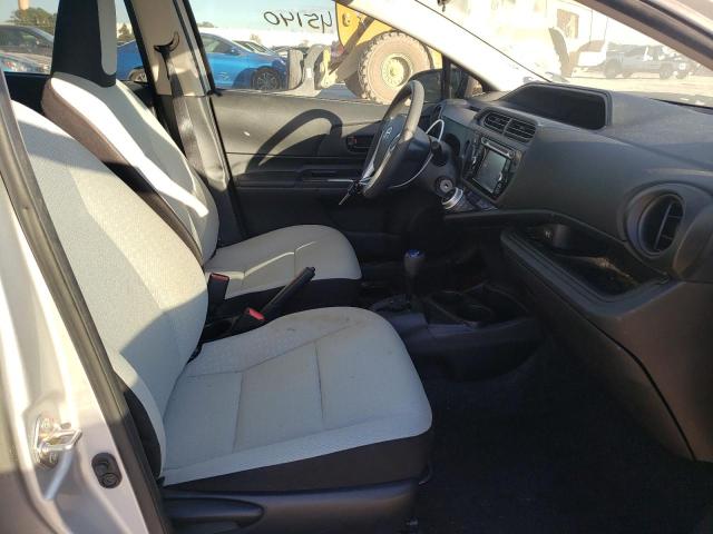 Photo 5 from auction – 2015 TOYOTA PRIUS C with VIN JTDKDTB33F1098224