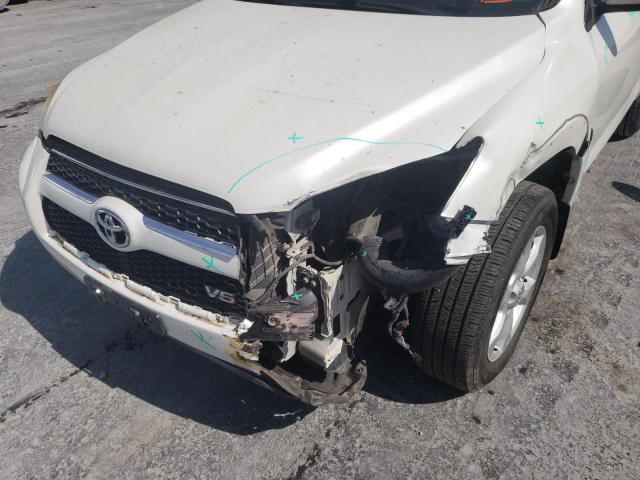 Photo 9 from auction – 2010 TOYOTA RAV4 LIMIT with VIN JTMDK4DV4A5085101