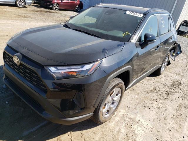Photo 2 from auction – 2022 TOYOTA RAV4 XLE with VIN 2T3W1RFVXNW224247