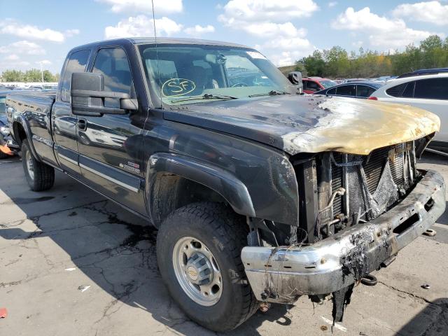 CHEVROLET SILVERADO 2004 with VIN 1GCHK29274E353566 - Photo from auction
