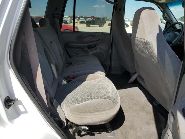 Photo 11 from auction – 2002 FORD EXPEDITION with VIN 1FMRU15W22LA65881