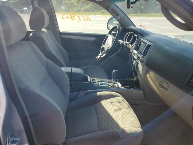 Photo 5 from auction – 2005 TOYOTA 4RUNNER SR with VIN JTEZU14R058034129