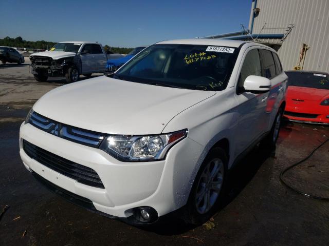 Photo 2 from auction – 2014 MITSUBISHI OUTLANDER with VIN JA4AZ3A31EZ013552