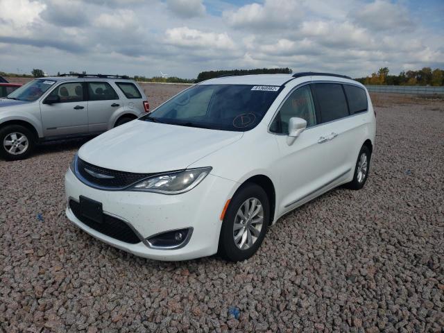 Photo 2 from auction – 2017 CHRYSLER PACIFICA T with VIN 2C4RC1BGXHR508511