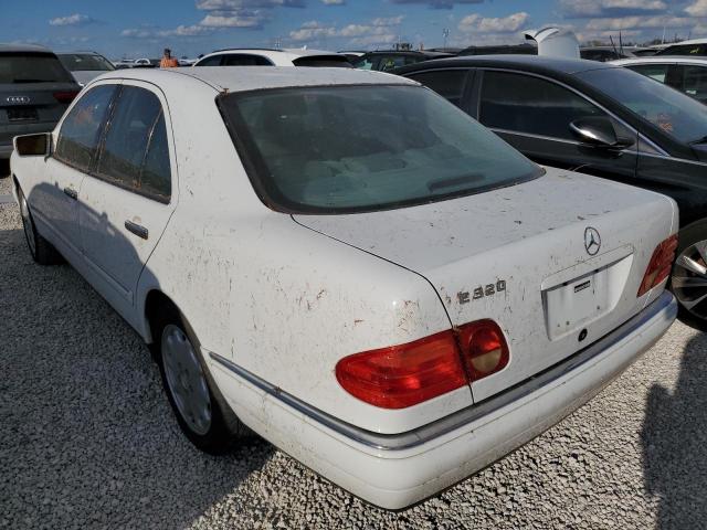 Photo 3 from auction – 1999 MERCEDES-BENZ E 320 with VIN WDBJF65H5XA788653