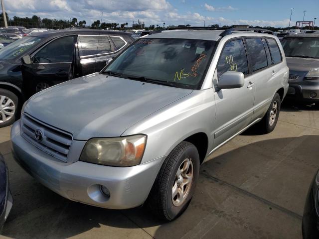 Photo 9 from auction – 2004 TOYOTA HIGHLANDER with VIN JTEDD21A240102863